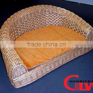 Factory wholesale willow pet bed basket with cushion for dog and cat