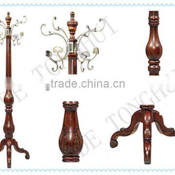Home Furniture Rubber Wood Zinc Alloy Hook Antique Garment Suit Hanger (S-13) photo-2