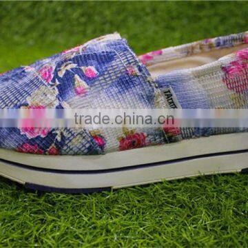 The New Color Printing High Bottom Ladies Casual Shoes