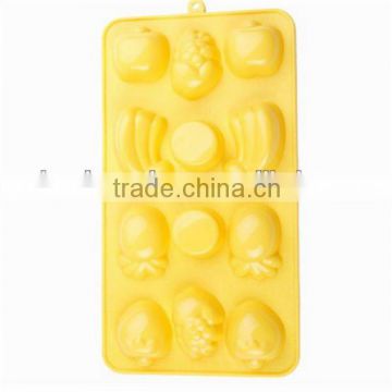 Various shape attractive design silicone ice cube,inexpensive silicone ice tray