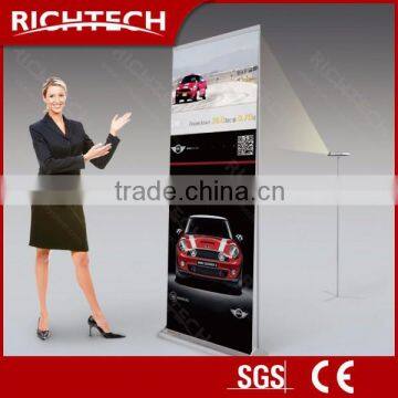 Richtech horizontal banner hand roll up poster stand