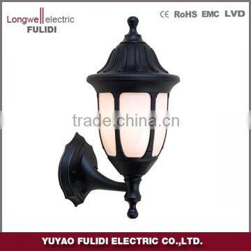 P211 garden lantern outdoor light,plastic E27 lampholder energy saving lamp IP44
