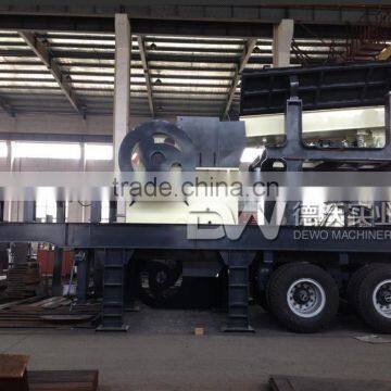 Mobile track crushing plant, stone processing machine