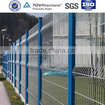 China welded fence factory wire mesh fence export wire fencing