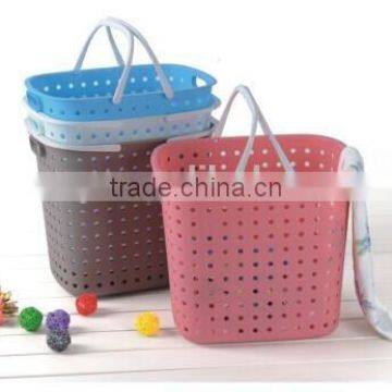 plastic laundry basket with handle