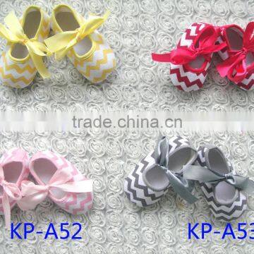 MOQ 1pair Wholesale Shoes Happy Baby Shoes Newborn Baby Shoes in Bulk photo-2