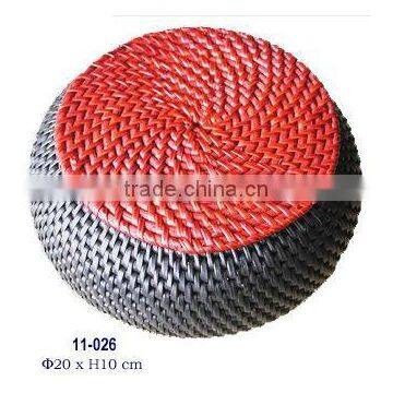 Round rattan box