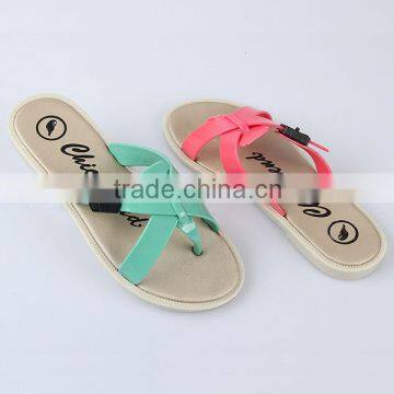 Wholesale Woman Bohemia Strappy Flat Flip-flops Latest Beach Flip-flops