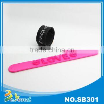 Creative Indian style stylish embossed logo silicone slap bracelet