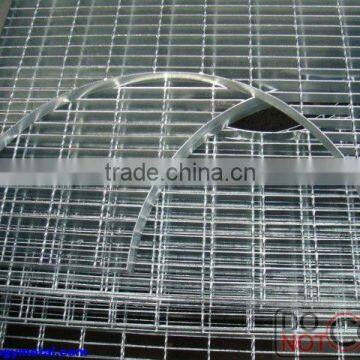 Heavy duty 25x3 steel grating