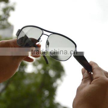 besting selling police officers 1080p wireless hidden camera glasses                        
                                                Quality Choice