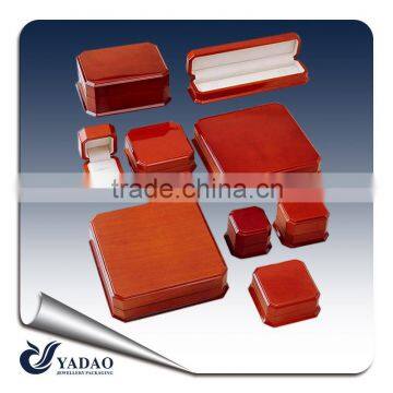 Good quality customized small wood jewelry packing boxes