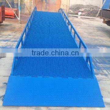 2016 hot sale ! Malaysia hydraulic container forklift docking ramps