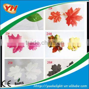 led maple leaf tree