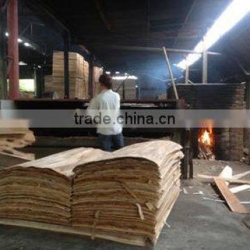 Air dried Eucalyptus Core Veneer from Kego ( customer@kego.com.vn)