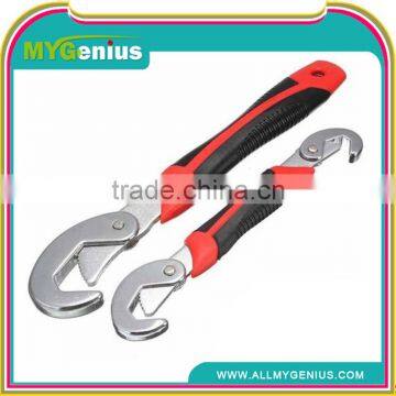 Universal Multi-function Wrench Set