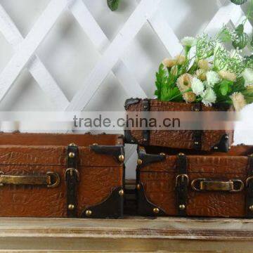 flower pots & planters