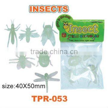 2015 new Glow in dark insect toys