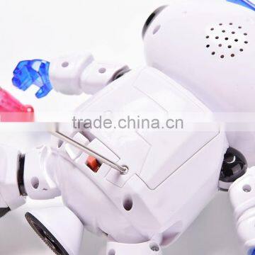 Dongguan ICTI Plastic Electric 360 Degree Rotation Dancing Robot / Lighting Robot / Moving Robot With Light and Music photo-5