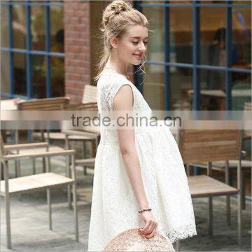 Zm50635a Plain White Color Korean Style Maternity Dress photo-2