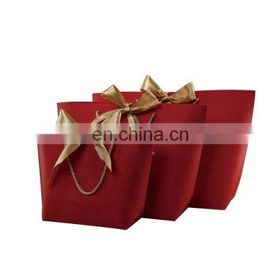 Fashion Style Colorful Gift Bag Spot Handbag Customized Your Own Logo Packaging Paper Gift Bag photo-4