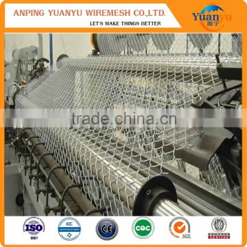 Single wire full automatic chain link fence machine