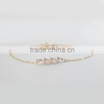 Dainty jewelry gold chain bracelet fake pearl bracelet wholesale