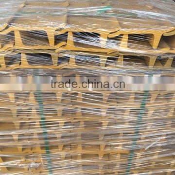 D5/D5B/D5D bulldozer track shoe assembly with chain