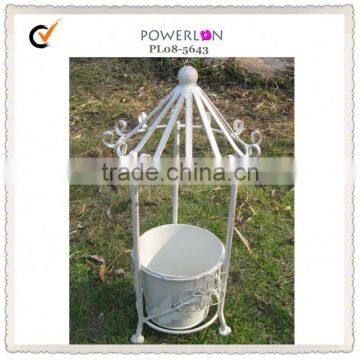 Small 1 pot wrougth iron garden planter