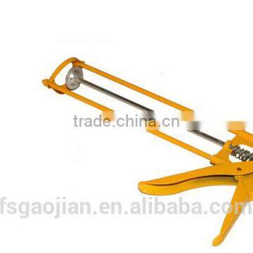 Double Circle Yellow Calking Gun photo-2