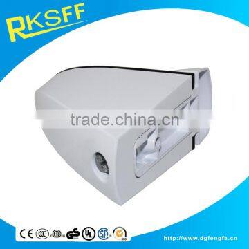 Manufacturing Die Casting Zinc Alloy High Quality White Glass Clamp photo-3