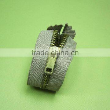 Factory Sale Promotional Metal Aluminum Zipper for Garments photo-4