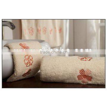 Bath Towels With Embroidery 1