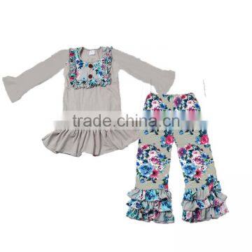 2017 New design floral toddler girls clothing set gray top and triple ruffle pants set wholesale baby clothes