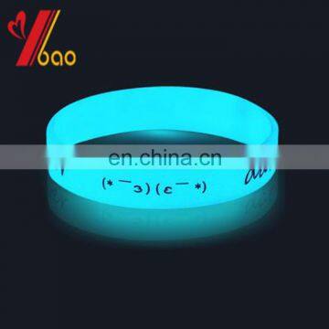 Custom logo/design luminous silicone wriststrap/bracelets with promotional gifts