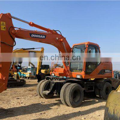 Doosan wheel excavator in excellent condition dh150-7 wd