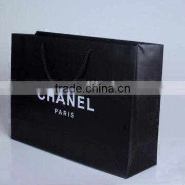 Products New Logo Decoration Elegant Black Handle Paper Bag for Luxury Shop Promotion photo-2