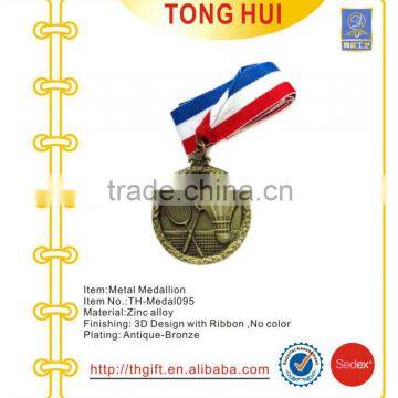 The Badminton design metal souvenir medal with no color