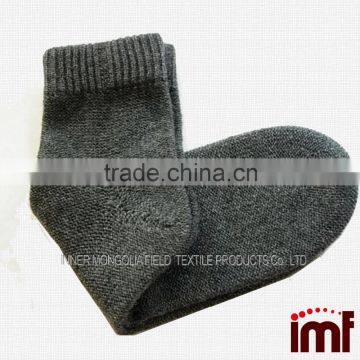 Men Fashion Vintage Cashmere Socks