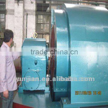 Horizontal turbine generator