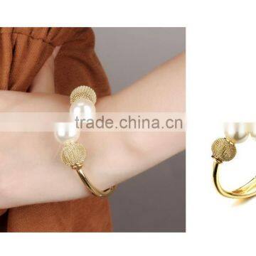 Latest Design Girls Top Expandable Pearl Ball Bracelet With 18K Yellow Gold Plated