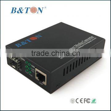 OEM Supply 10/100/1000M Fast Ethernet SFP Media Converter photo-2