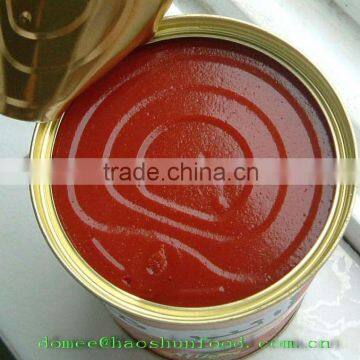 Canned tomato paste