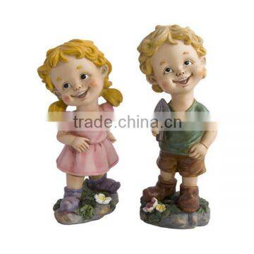 factory custom handmade carved fashion resin boy and girl garden statue