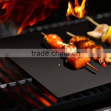 Set of 2 Non-Stick BBQ Grill Mats 16 x 13 Inches 0.20mm Thick