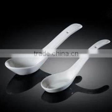 H7203 wholesale chaozhou super white porcelain restaurant spoon