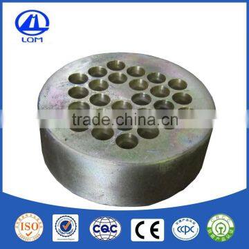 Prestressed round wedge plate