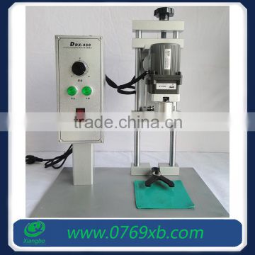 Adjustable capping head electric capper for bottles