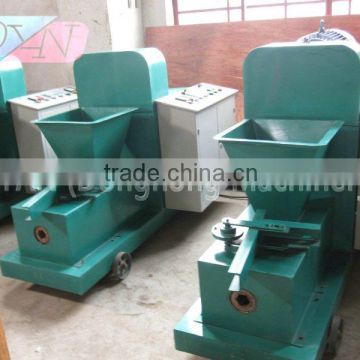 Top quality briquette press machine charcoal briquette machine