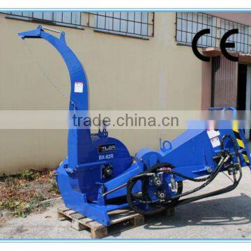 BX62 hydraulic log chipper
